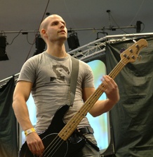 "Steve" bassist